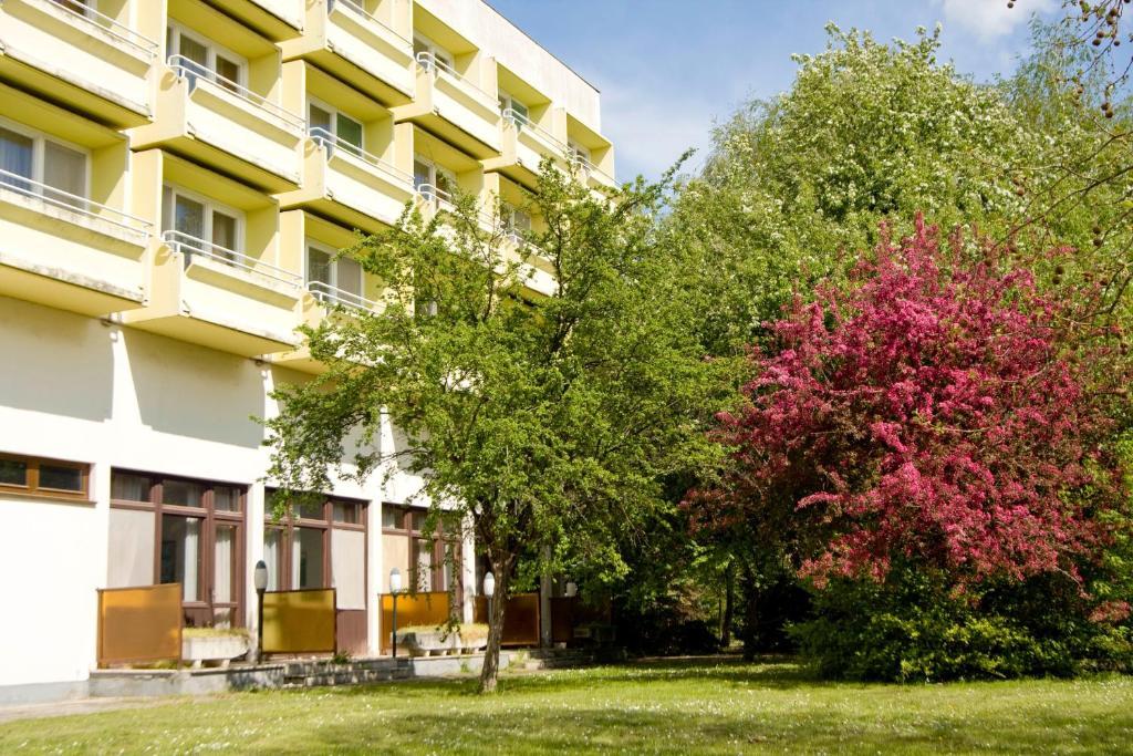 Club Aliga Retro Resort Balatonvilágos Værelse billede