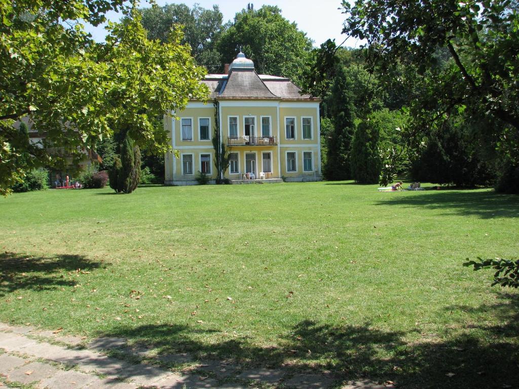 Club Aliga Retro Resort Balatonvilágos Eksteriør billede