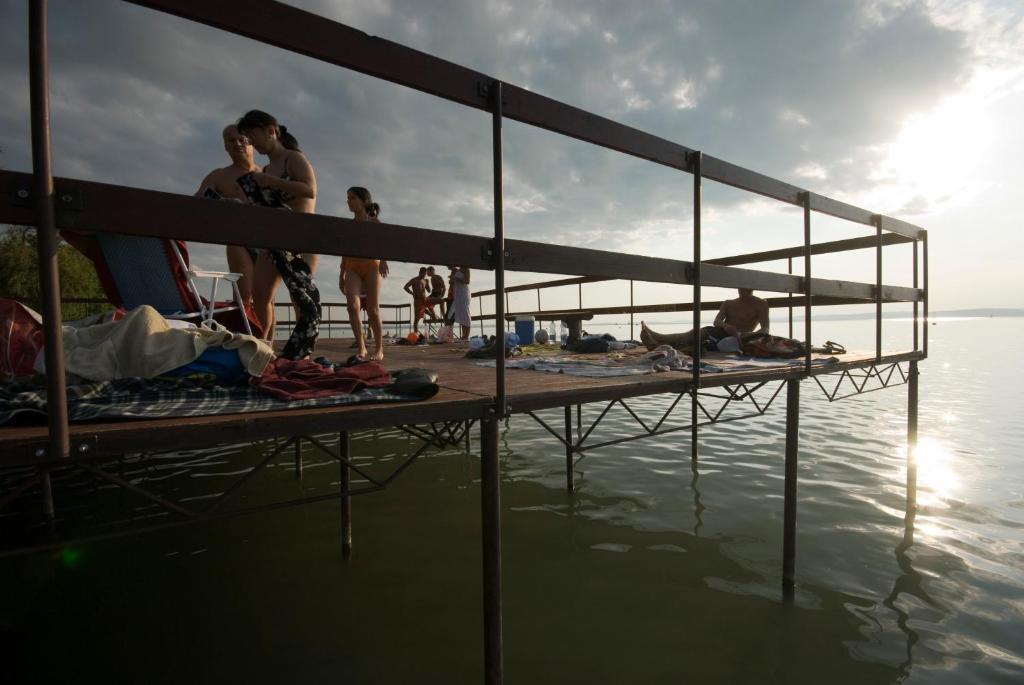 Club Aliga Retro Resort Balatonvilágos Eksteriør billede